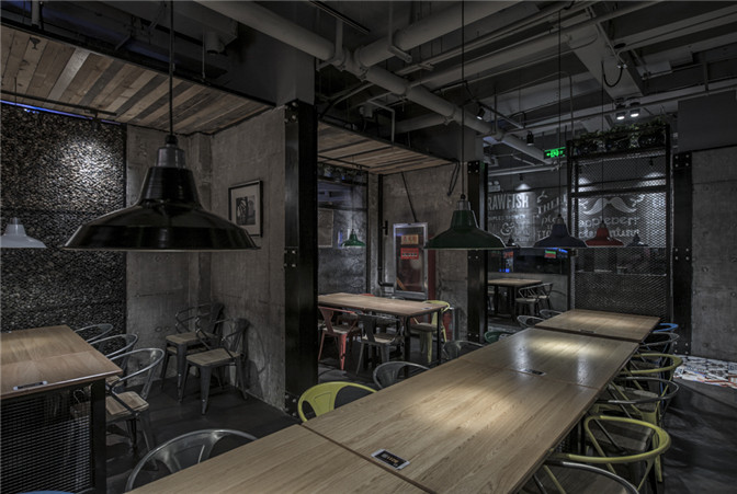 工業(yè)風(fēng)小龍蝦餐廳設(shè)計(jì)效果圖