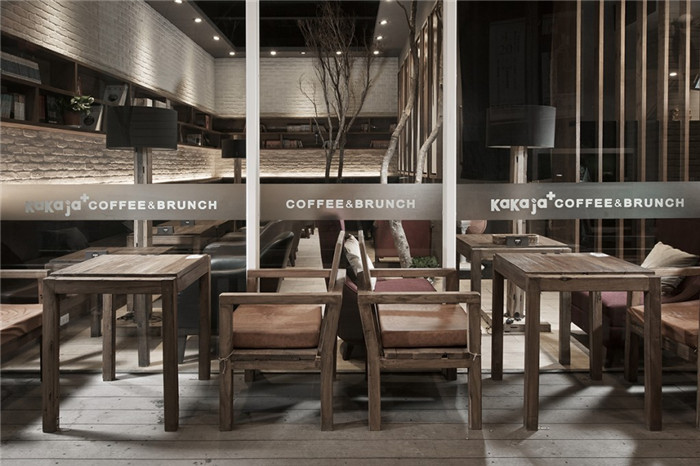 原木色休閑餐廳室內(nèi)設(shè)計效果圖