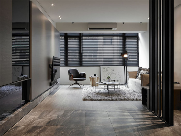 美式LOFT風(fēng)豪宅設(shè)計案例