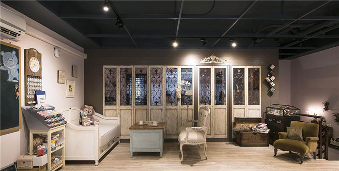 In the corner餐廳、咖啡店、雜貨、手作教學(xué)四合一設(shè)計案例