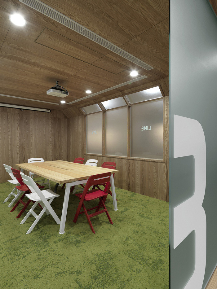 臺北移動LINE移動應用公司創(chuàng)意辦公室