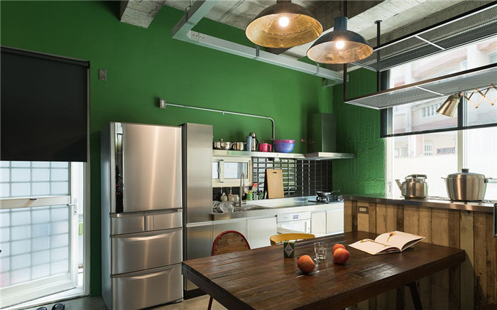 個(gè)性工業(yè)風(fēng)豪宅廚房設(shè)計(jì)方案