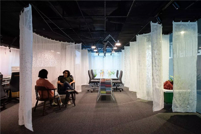 個(gè)性辦公室設(shè)計(jì)創(chuàng)意劃分空間設(shè)計(jì)方案