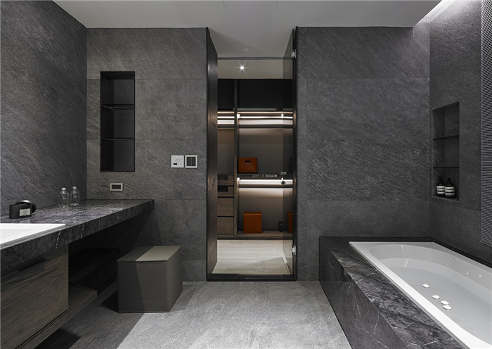 工業(yè)風格別墅主臥衛(wèi)生間設計方案