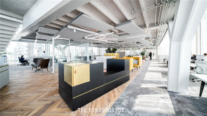 開放有趣的國(guó)外辦公樓裝修設(shè)計(jì)案例
