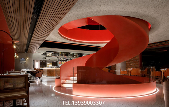 融合餐廳旋轉(zhuǎn)樓梯裝修設(shè)計(jì)圖