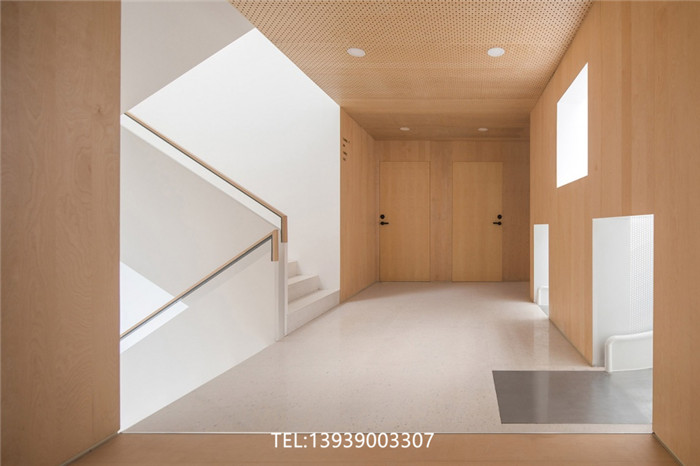 鄉(xiāng)村自建房改造成民宿  GEEMU積木酒店樓梯設計