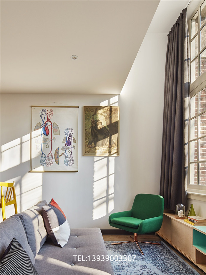 國外藝術(shù)青年旅社客房設(shè)計(jì)方案