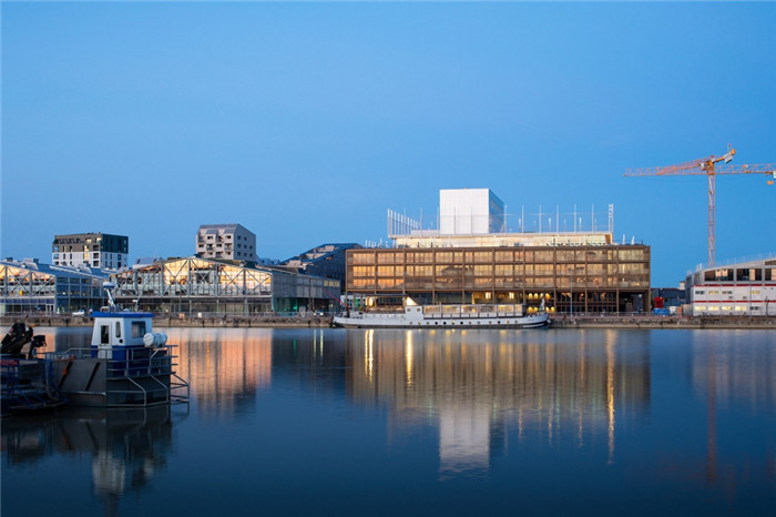 勃朗專業(yè)酒店設計分享Dock G6酒店綜合體設計案例