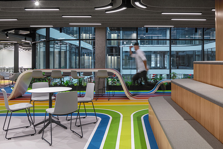 鄭州勃朗辦公設計公司推薦彩虹主題創(chuàng)意辦公設計案例