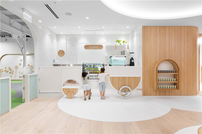 多重感觸的樂(lè)園主題國(guó)外藝術(shù)培訓(xùn)學(xué)校設(shè)計(jì)方案