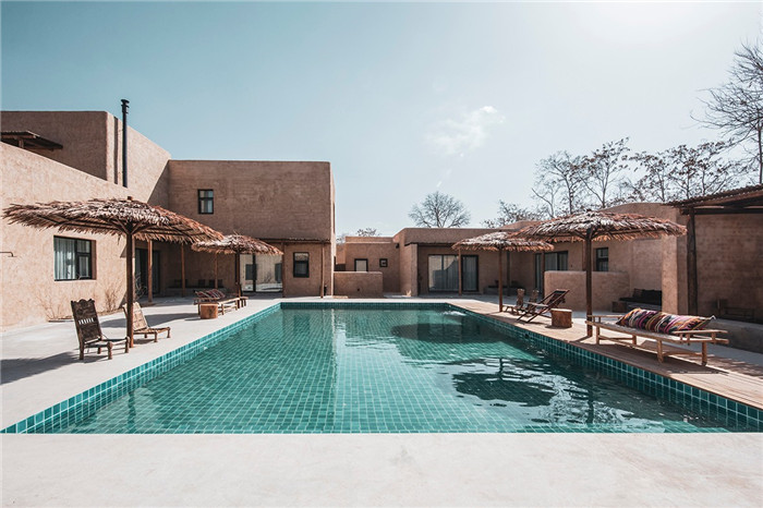 遵循當?shù)貍鹘y(tǒng)文化的寧夏南岸中衛(wèi)度假酒店設(shè)計