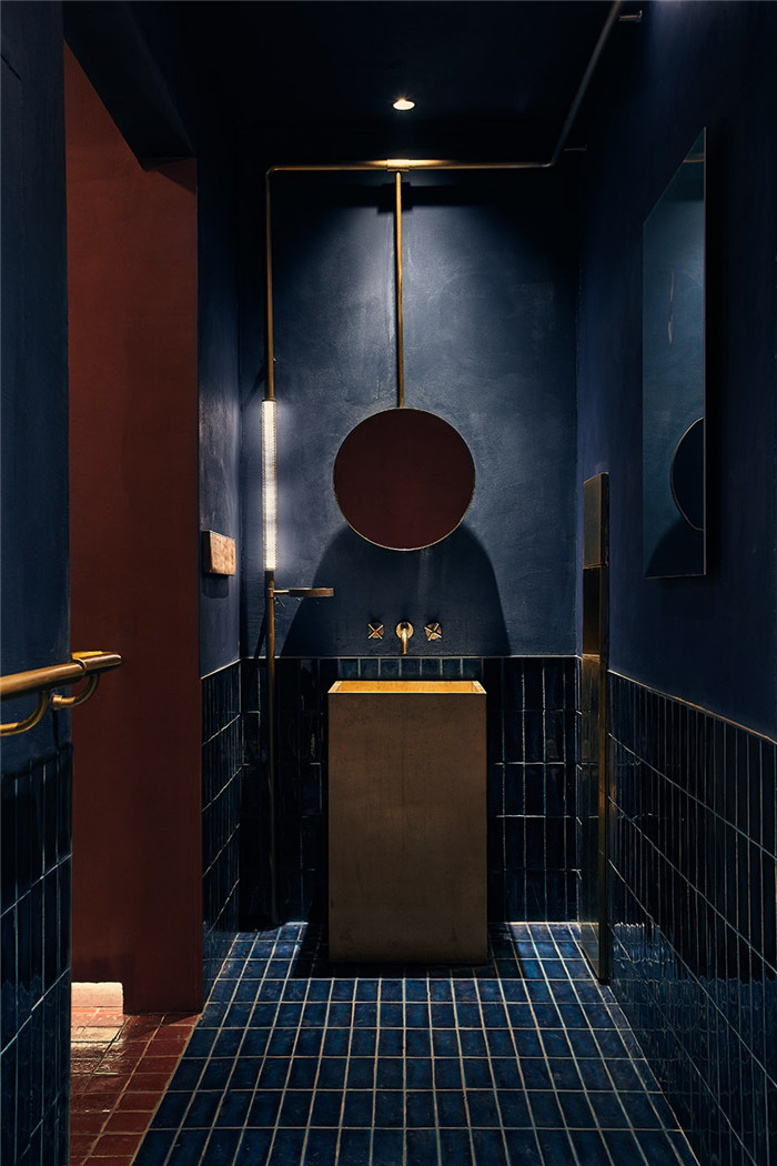 以航海為主題的精致工業(yè)風(fēng)西餐廳酒吧設(shè)計(jì)方案