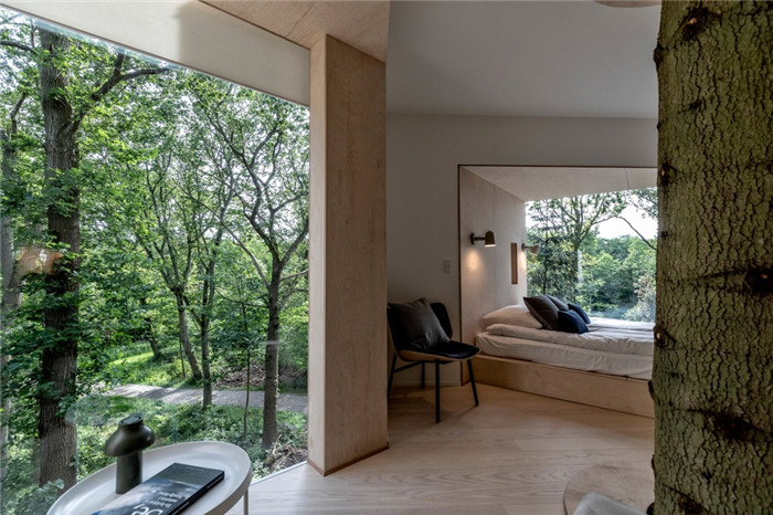 丹麥創(chuàng)意樹屋酒店設計  在林海中沐浴時光