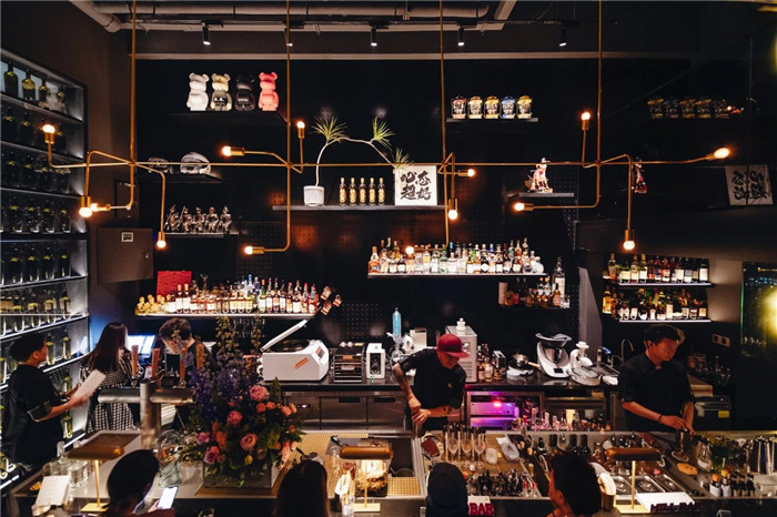 杭州星瀾引領(lǐng)生活方式的創(chuàng)新精品酒店MILL酒吧設(shè)計方案