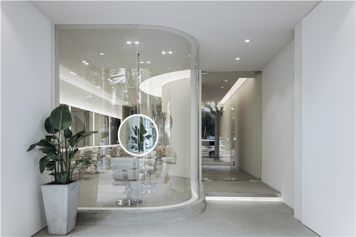 小店面大驚喜  讓人眼前一亮的美發(fā)店店面入口設(shè)計(jì)方案