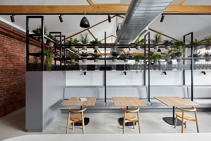 極簡工業(yè)風國外設(shè)計公司辦公室裝修設(shè)計方案