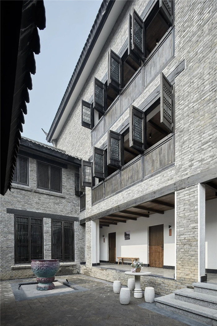 勃朗專業(yè)酒店設(shè)計推薦河南建業(yè)神垕鈞瓷文化民宿酒店設(shè)計賞析