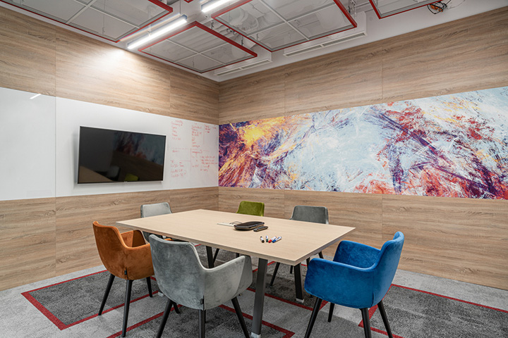年輕人最愛的辦公設(shè)計(jì)之色彩游戲主題辦公室裝修設(shè)計(jì)