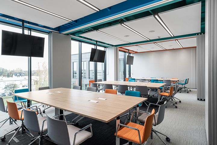 年輕人最愛的辦公設(shè)計(jì)之色彩游戲主題辦公室裝修設(shè)計(jì)