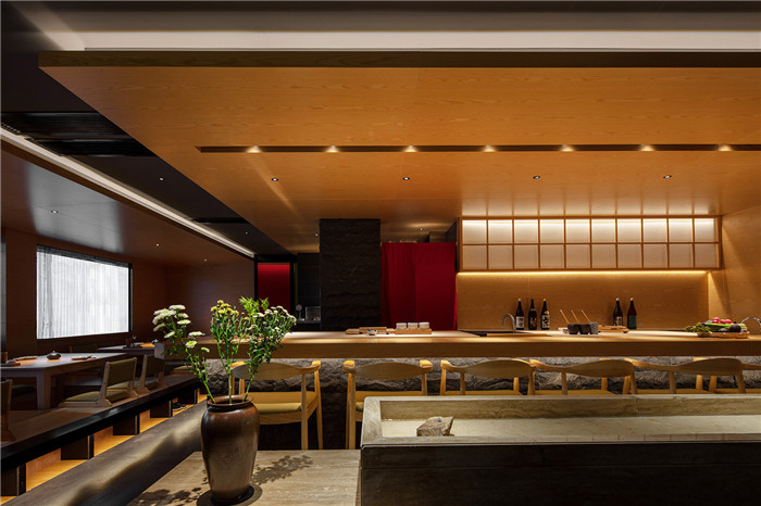 優(yōu)雅沉靜儀式感十足的日式料理餐廳裝修設計方案