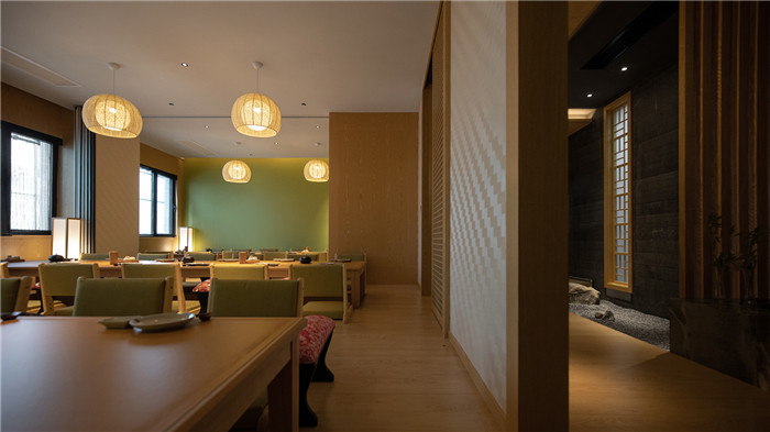 優(yōu)雅沉靜儀式感十足的日式料理餐廳裝修設計方案