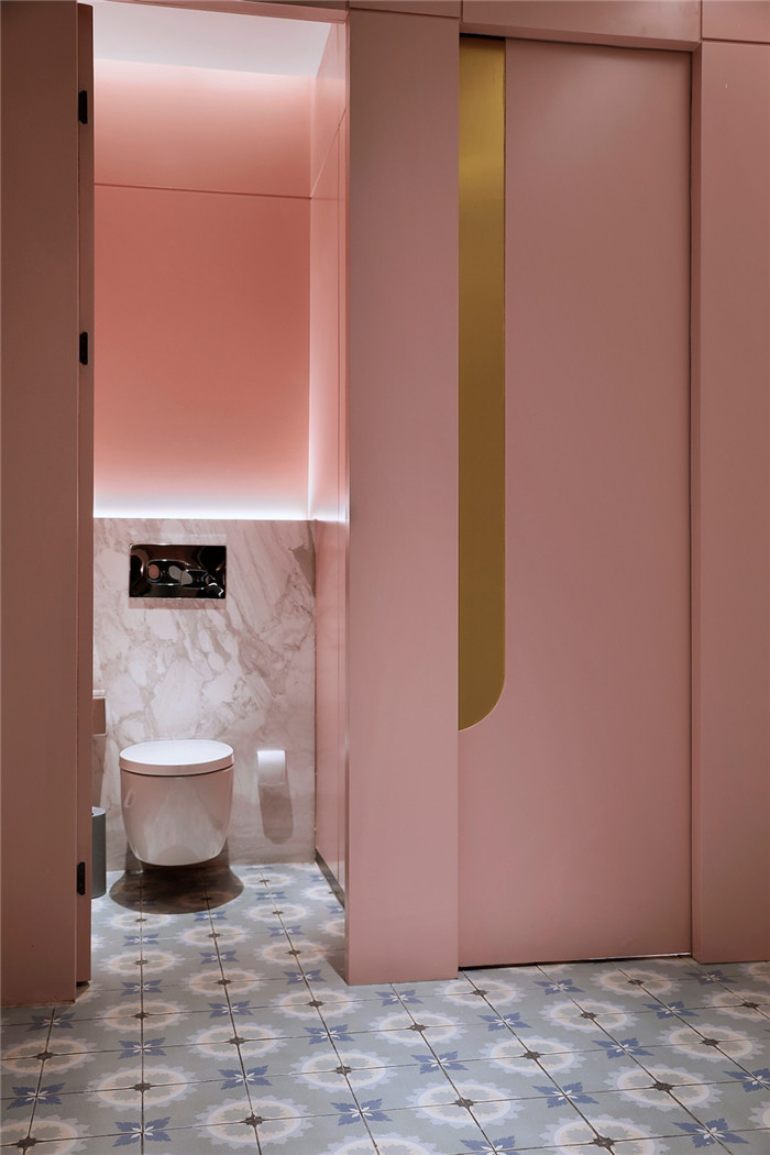 老酒店翻新改造成網(wǎng)紅餐廳設計  重塑酒店生命