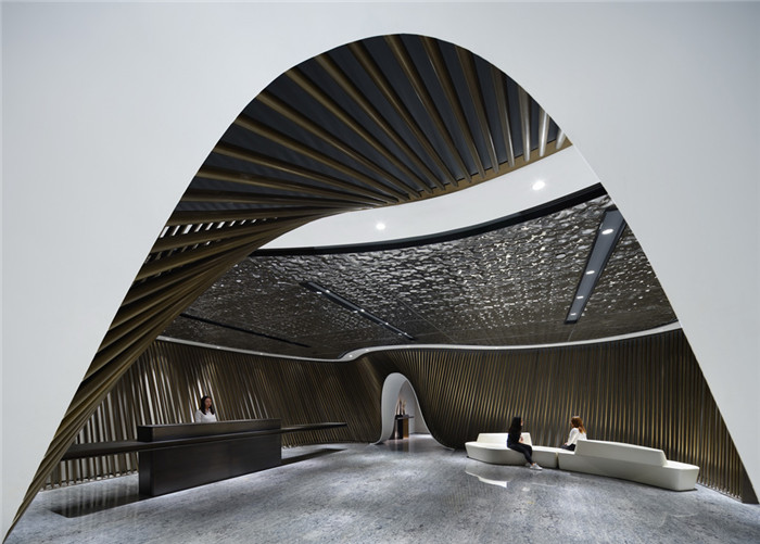 最新多元化智能辦公設(shè)計案例：綠地集團(tuán)總部設(shè)計