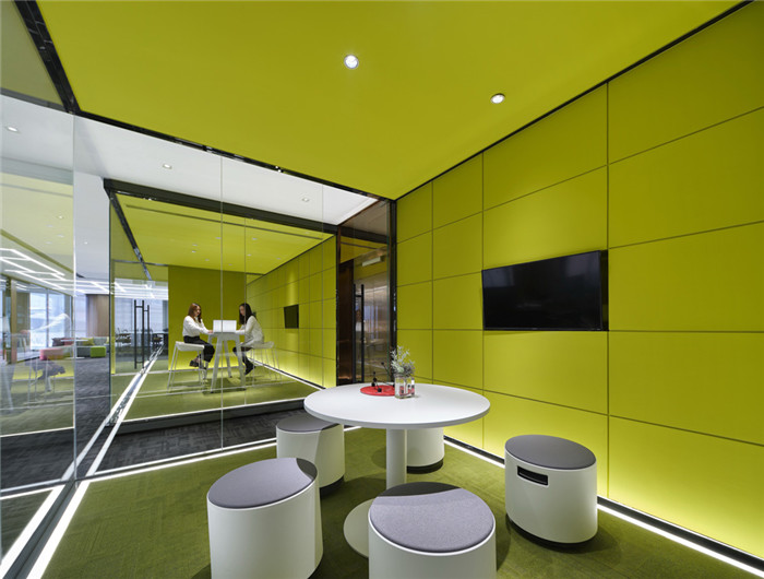 最新多元化智能辦公設(shè)計案例：綠地集團(tuán)總部設(shè)計