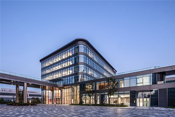 鄭州勃朗設(shè)計分享上市科技公司辦公樓裝修設(shè)計方案