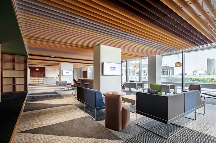 鄭州勃朗設(shè)計分享上市科技公司辦公樓裝修設(shè)計方案