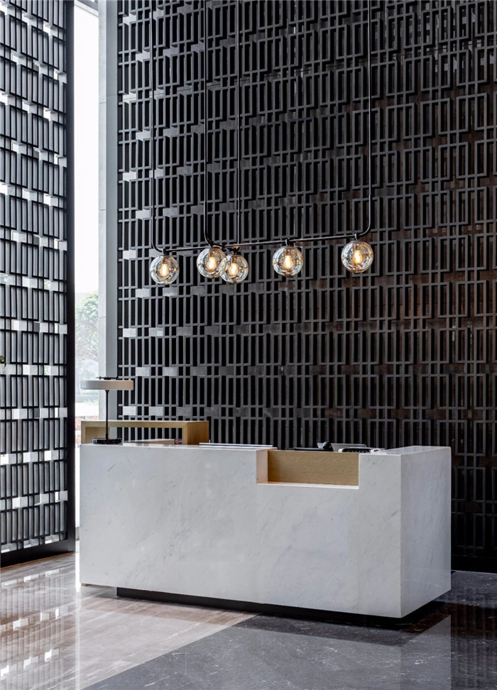 酒店大堂接待臺(tái)設(shè)計(jì) 成都天投萬(wàn)怡酒店設(shè)計(jì)