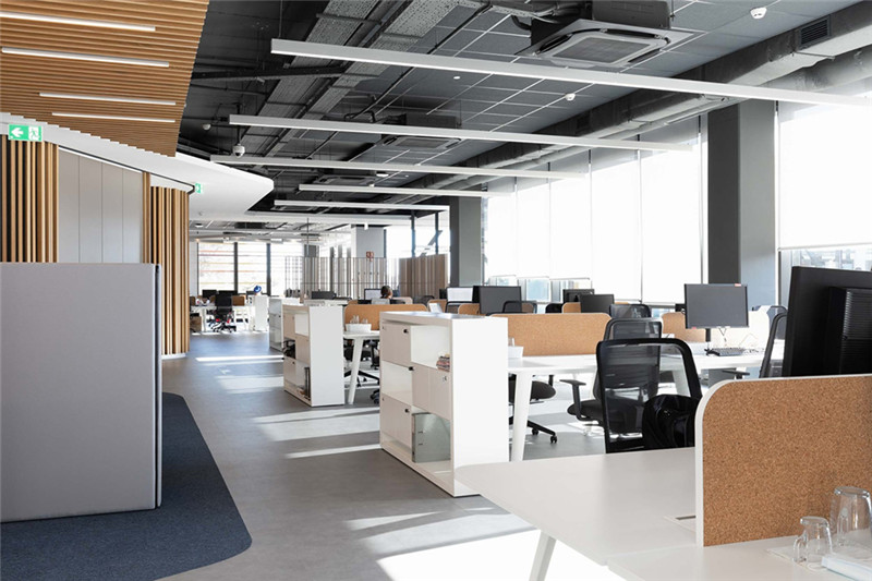 零售業(yè)歐尚集團(tuán)總部簡約黑白灰辦公設(shè)計(jì)方案 