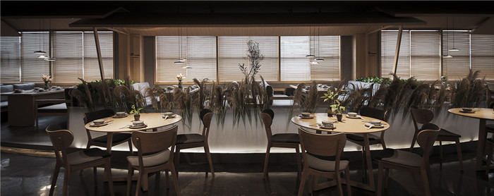 北京岸鄉(xiāng)餐廳設(shè)計   地道湖南菜餐廳的現(xiàn)代風韻