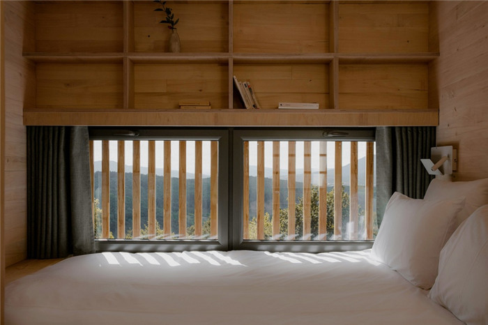 法國北歐風(fēng)情Breitenbach景觀酒店客房設(shè)計(jì)