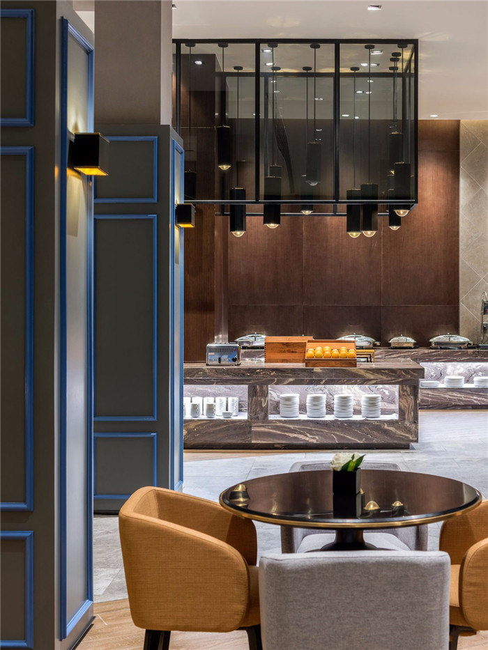 如家酒店集團旗下高端商務(wù)酒店——和頤酒店設(shè)計
