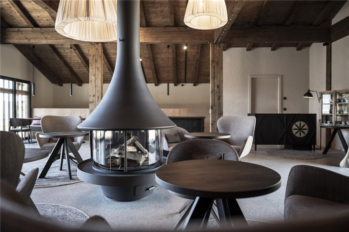 國(guó)外民宿酒店設(shè)計(jì)推薦：Gfell酒店大廳休閑區(qū)設(shè)計(jì)