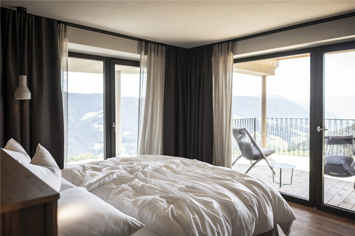 國(guó)外民宿酒店設(shè)計(jì)推薦：Gfell酒店客房設(shè)計(jì)