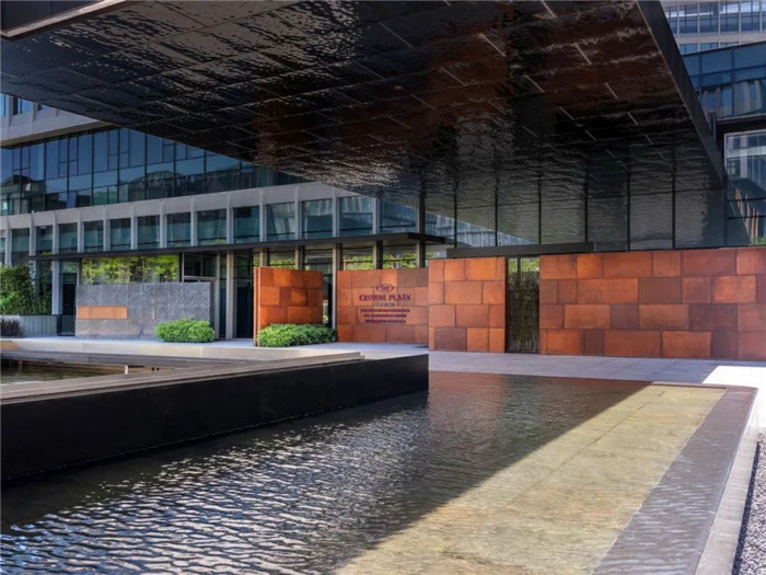 CCD新作：深圳國(guó)際會(huì)展中心皇冠假日酒店設(shè)計(jì)