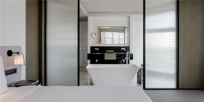 CCD新作：深圳國(guó)際會(huì)展中心皇冠假日酒店客房設(shè)計(jì)