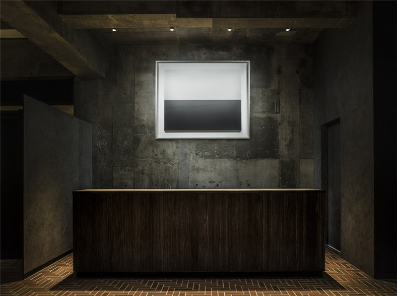 日本白井屋綠色工業(yè)風(fēng)酒店設(shè)計案例賞析