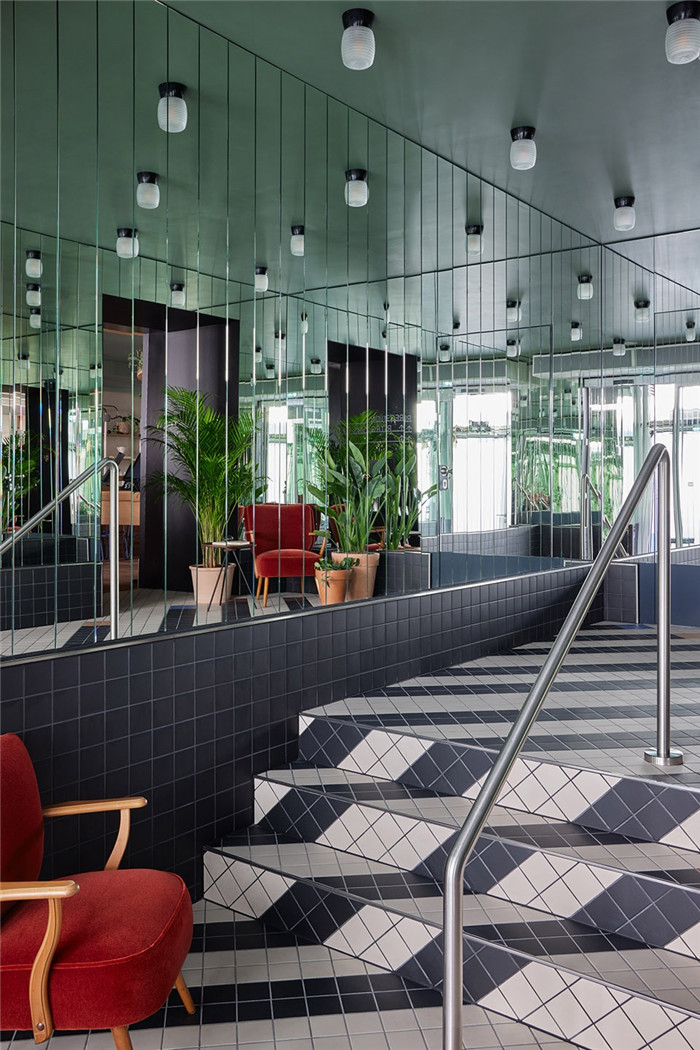 以先鋒女性為靈感的Schwan Locke酒店設(shè)計(jì)