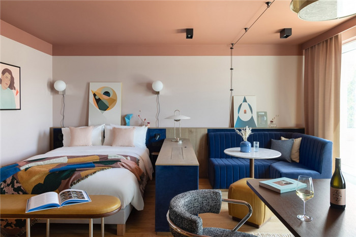 客房設(shè)計(jì)-以先鋒女性為靈感的Schwan Locke酒店設(shè)計(jì)