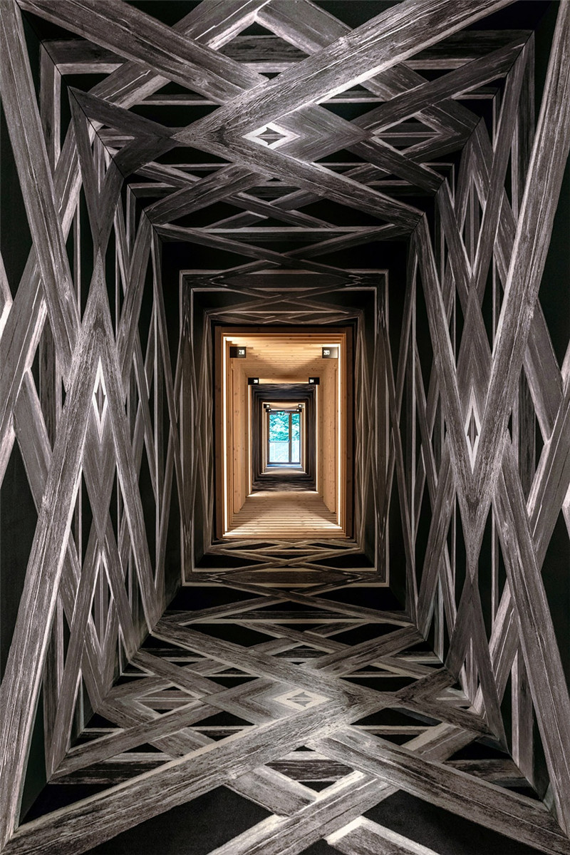 鄭州勃朗設(shè)計推薦以木為元素的創(chuàng)意酒店改造設(shè)計