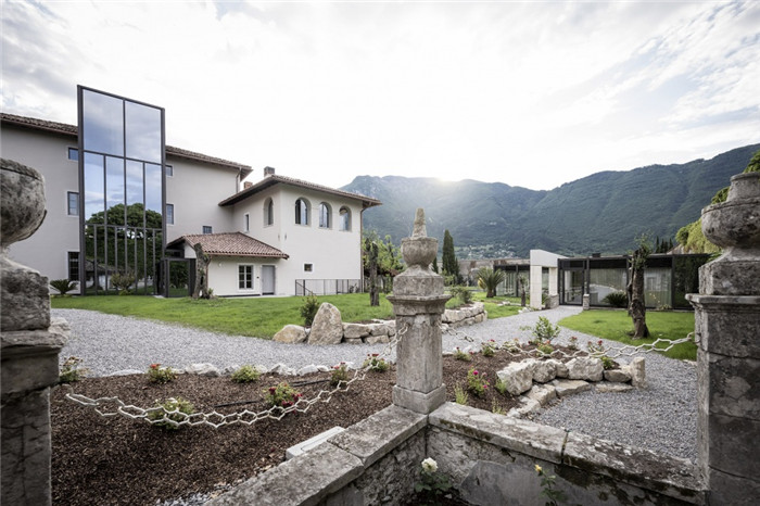 獨(dú)具特色的Monastero Arx Vivendi度假酒店設(shè)計