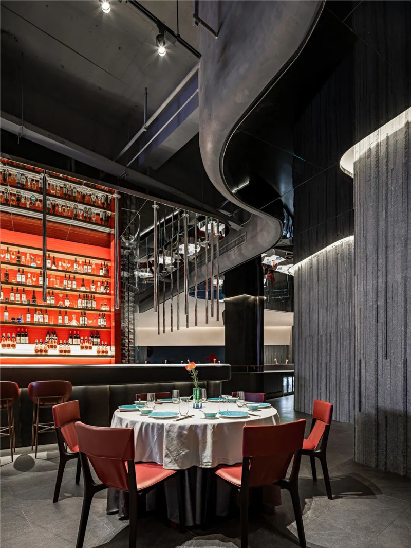 萬蔚餐廳成都世茂店餐廳設計