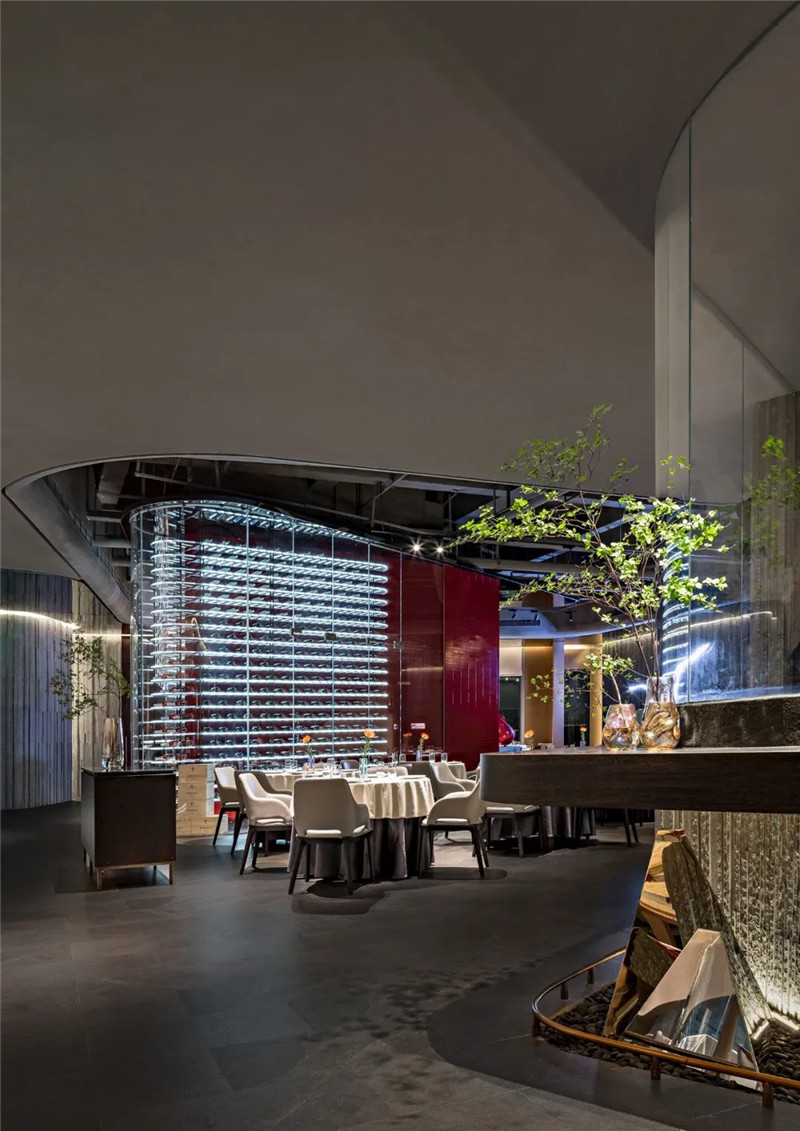 萬蔚餐廳成都世茂店餐廳設計