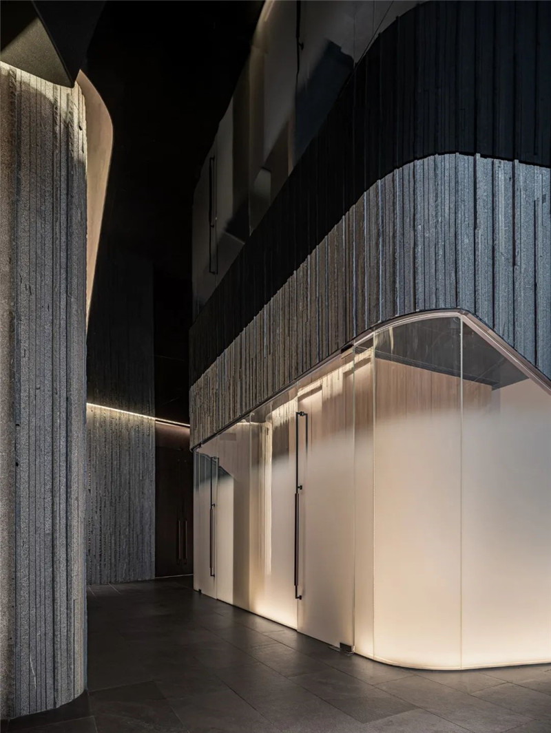 萬蔚餐廳成都世茂店餐廳設計