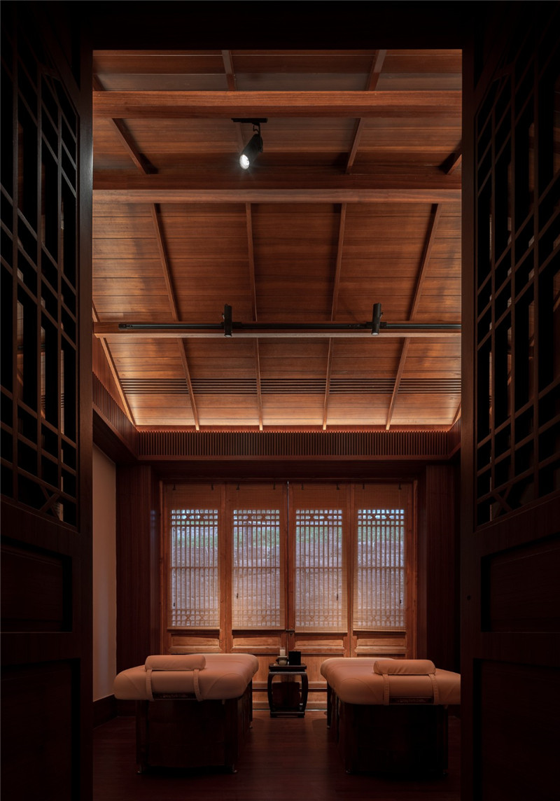 川西風(fēng)情   成都官塘安麓奢華度假酒店設(shè)計(jì)賞析