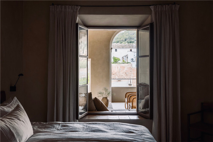 寧靜質(zhì)樸的詫寂風(fēng)精品民宿改造設(shè)計(jì)案例